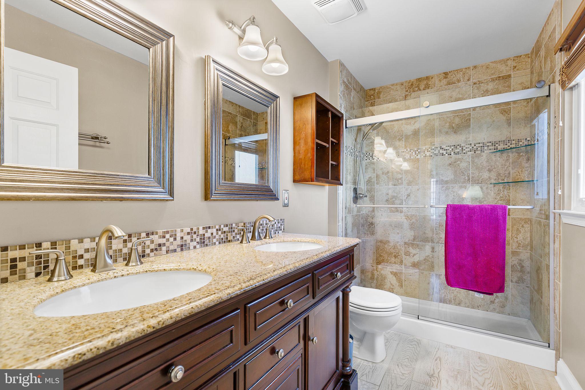 AUTUMN RIDGE - Residential