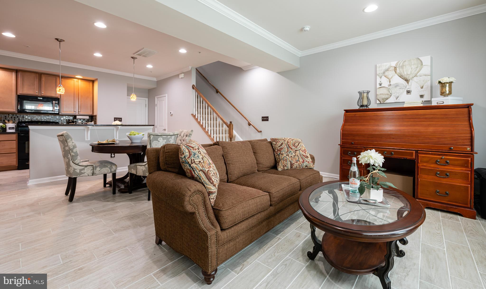ARCOLA TOWN CENTER CONDO - Residential