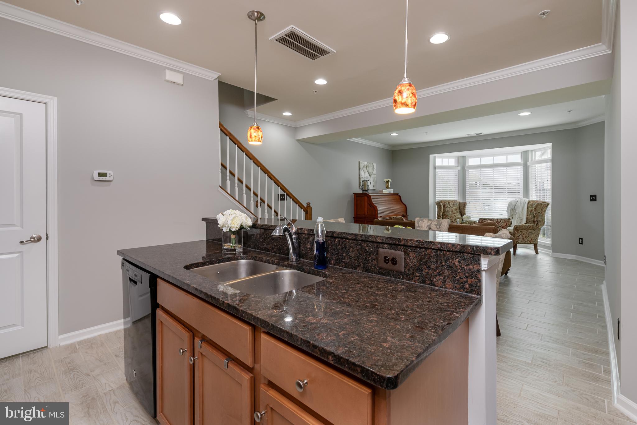 ARCOLA TOWN CENTER CONDO - Residential