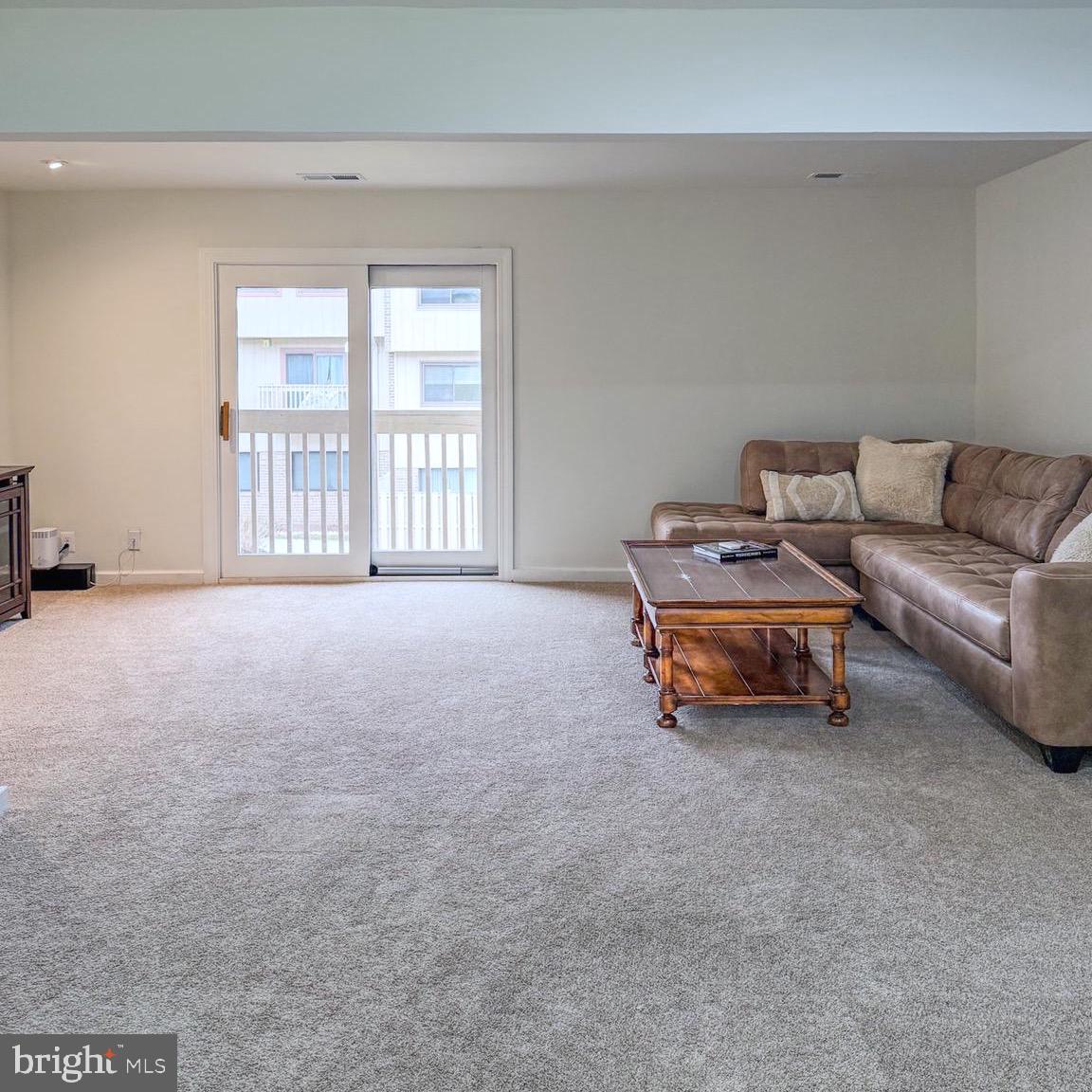 MOSBYS LANDING - Residential