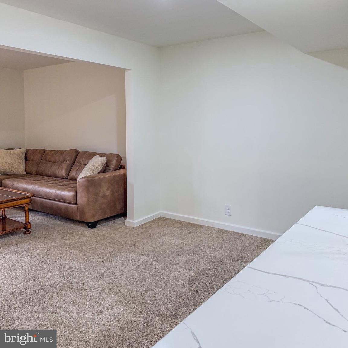 MOSBYS LANDING - Residential