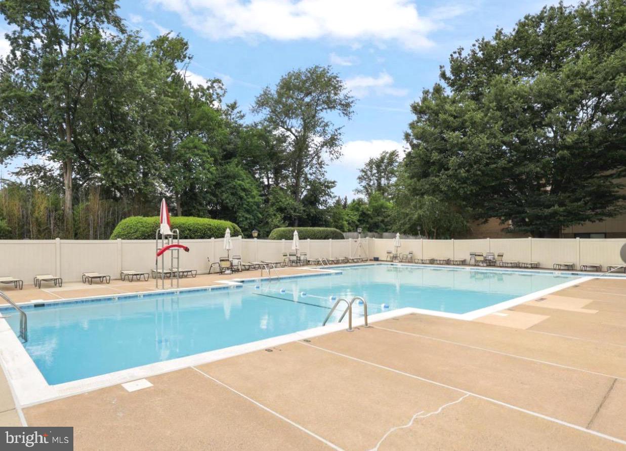 MOSBYS LANDING - Residential