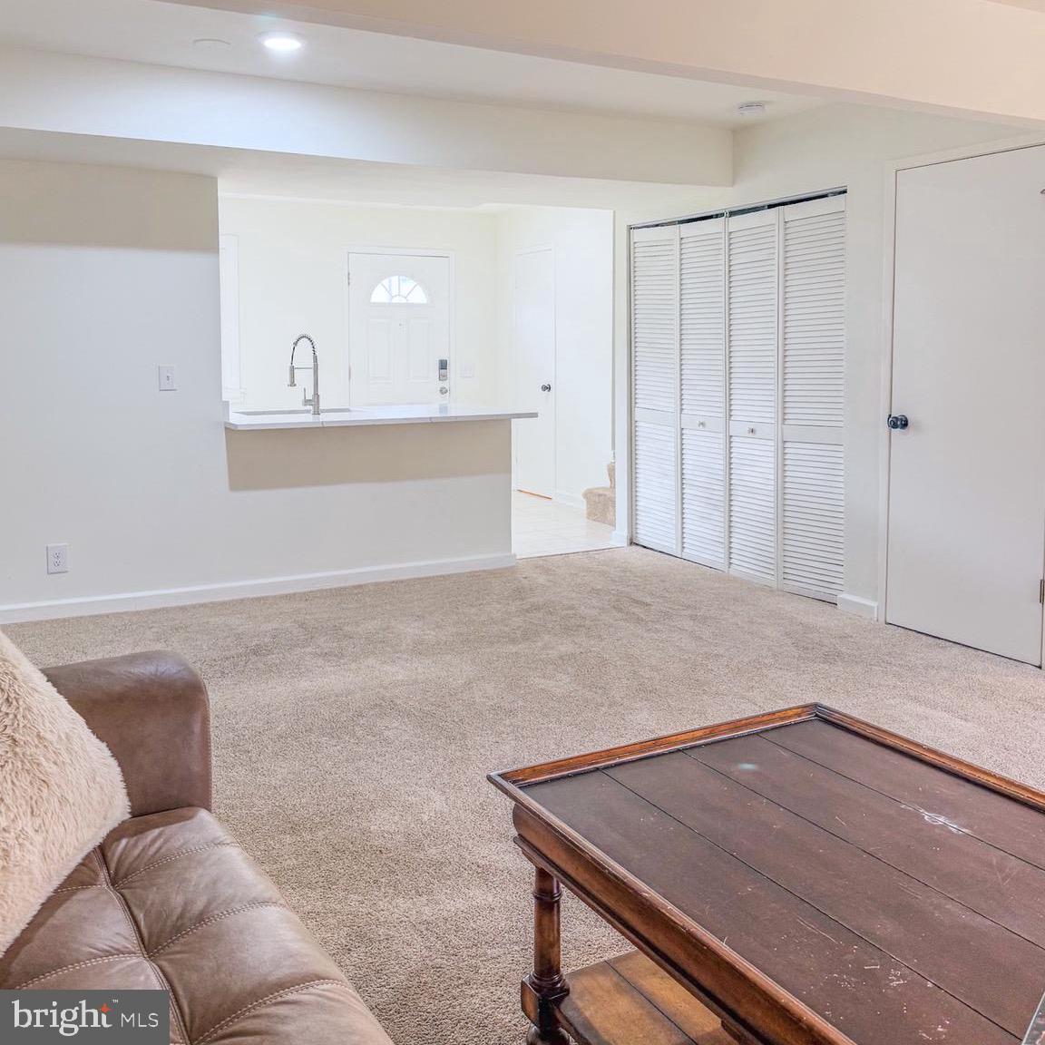 MOSBYS LANDING - Residential