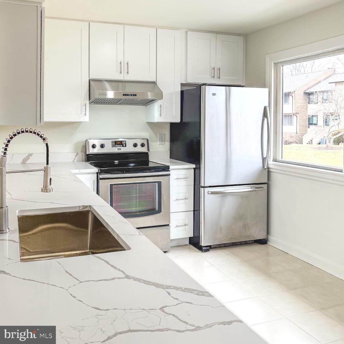 MOSBYS LANDING - Residential