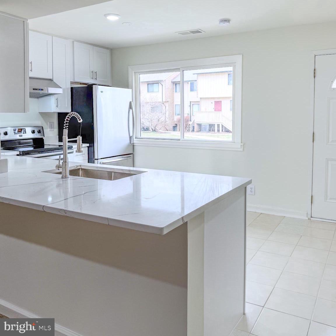 MOSBYS LANDING - Residential