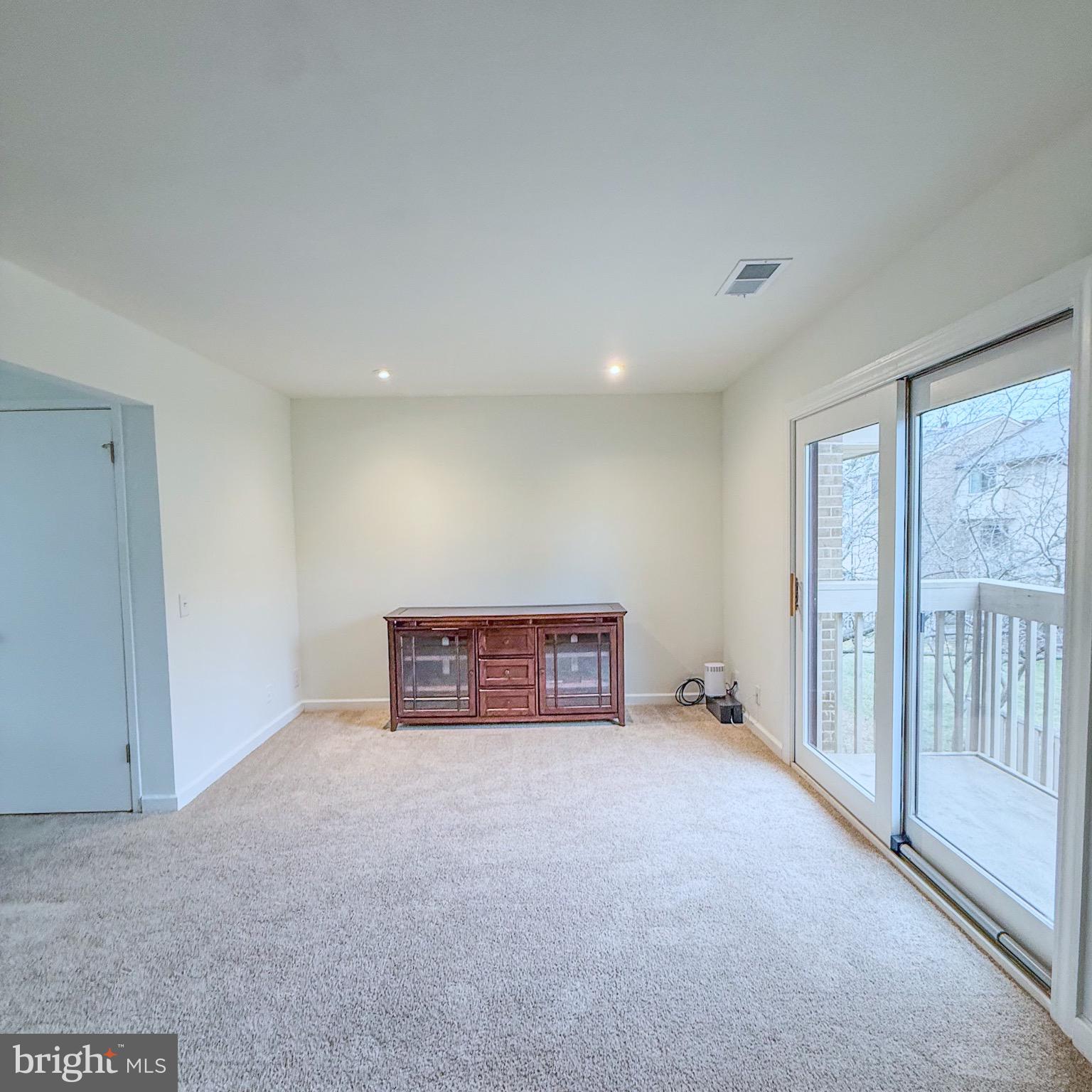 MOSBYS LANDING - Residential