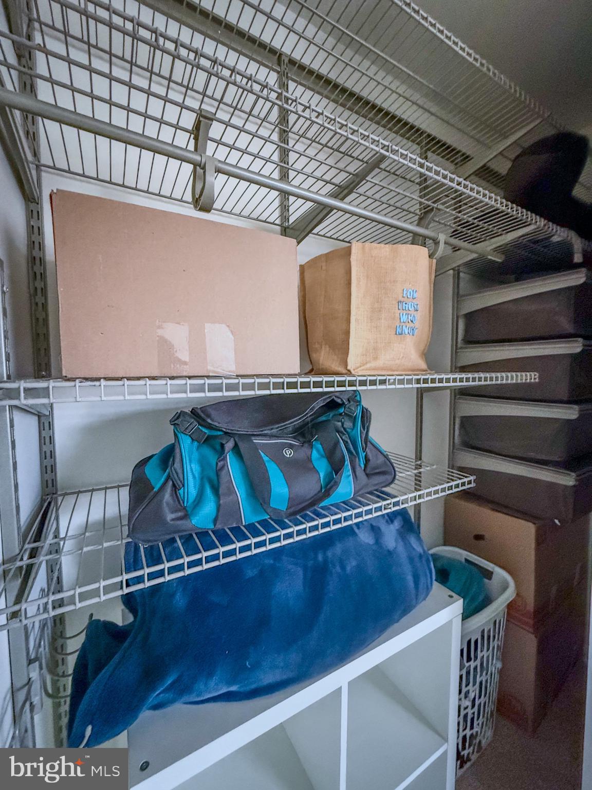 MOSBYS LANDING - Residential