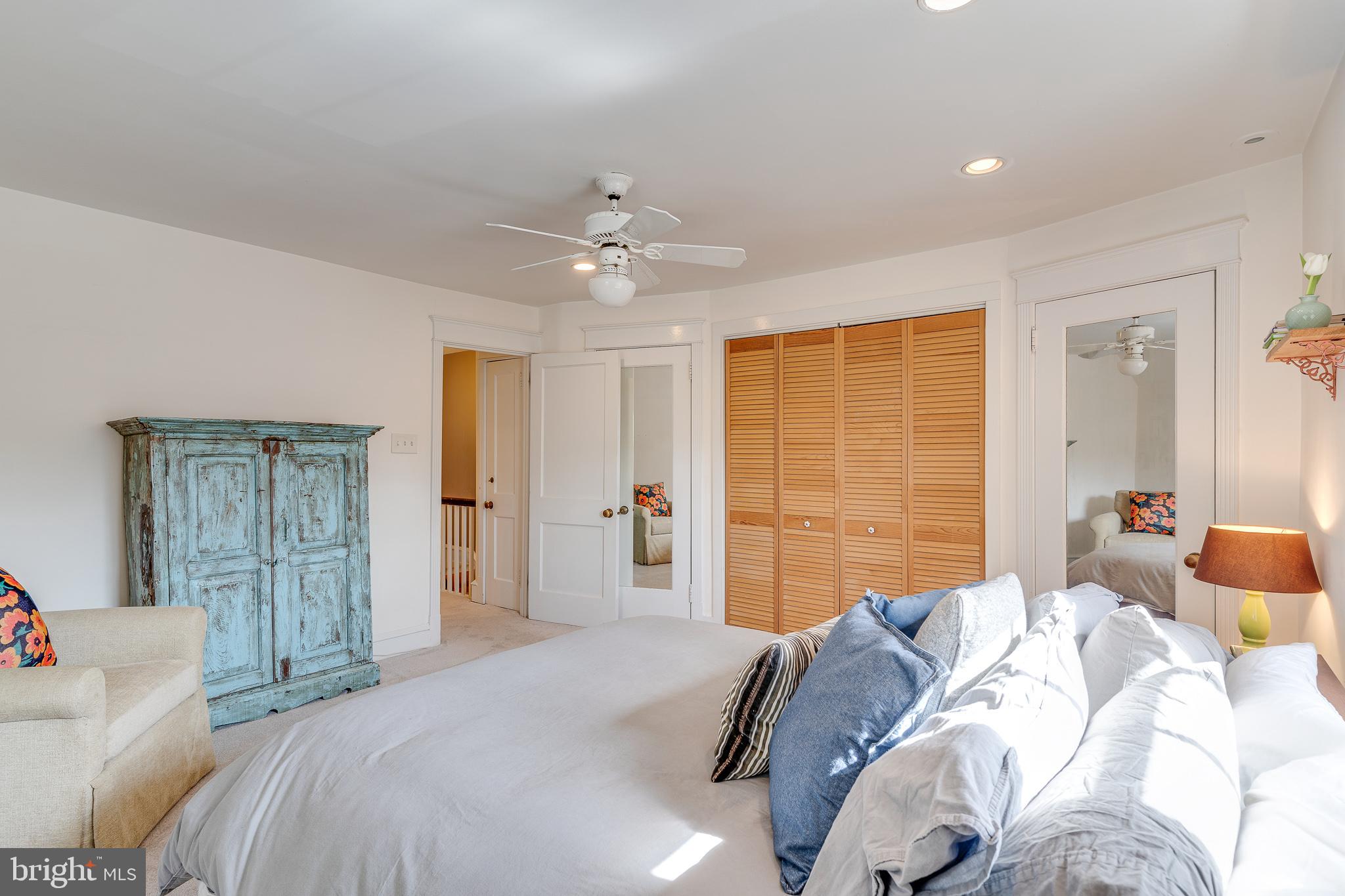 EAST FALLS - Residential