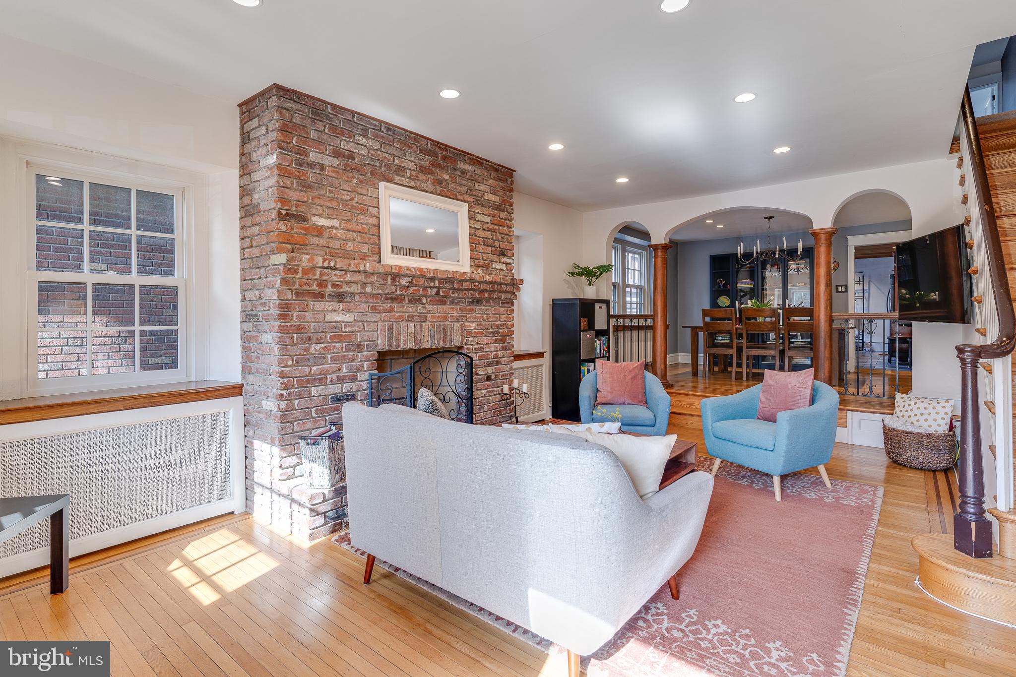 EAST FALLS - Residential