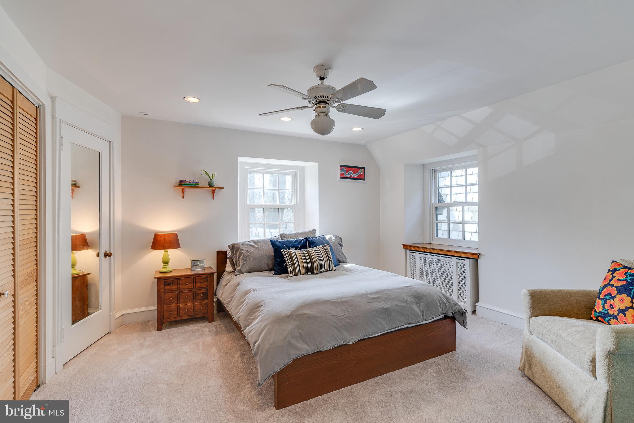 EAST FALLS - Residential