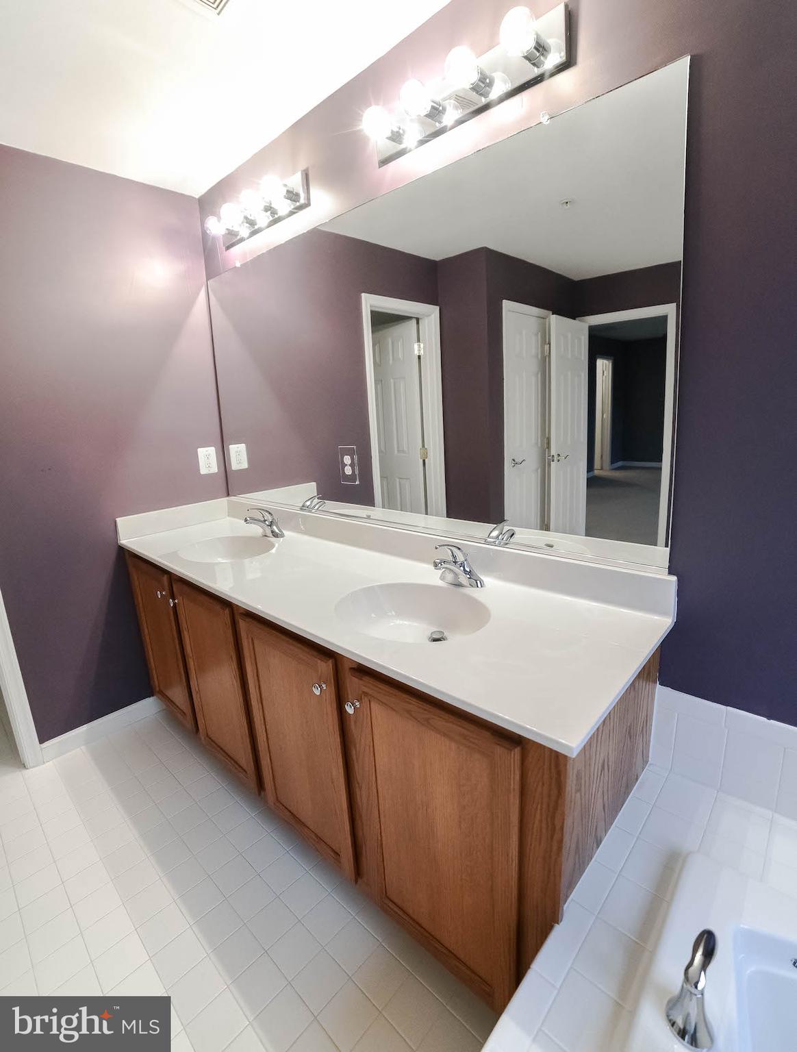 DAHLIA PARK OF WILDEWOOD - Residential