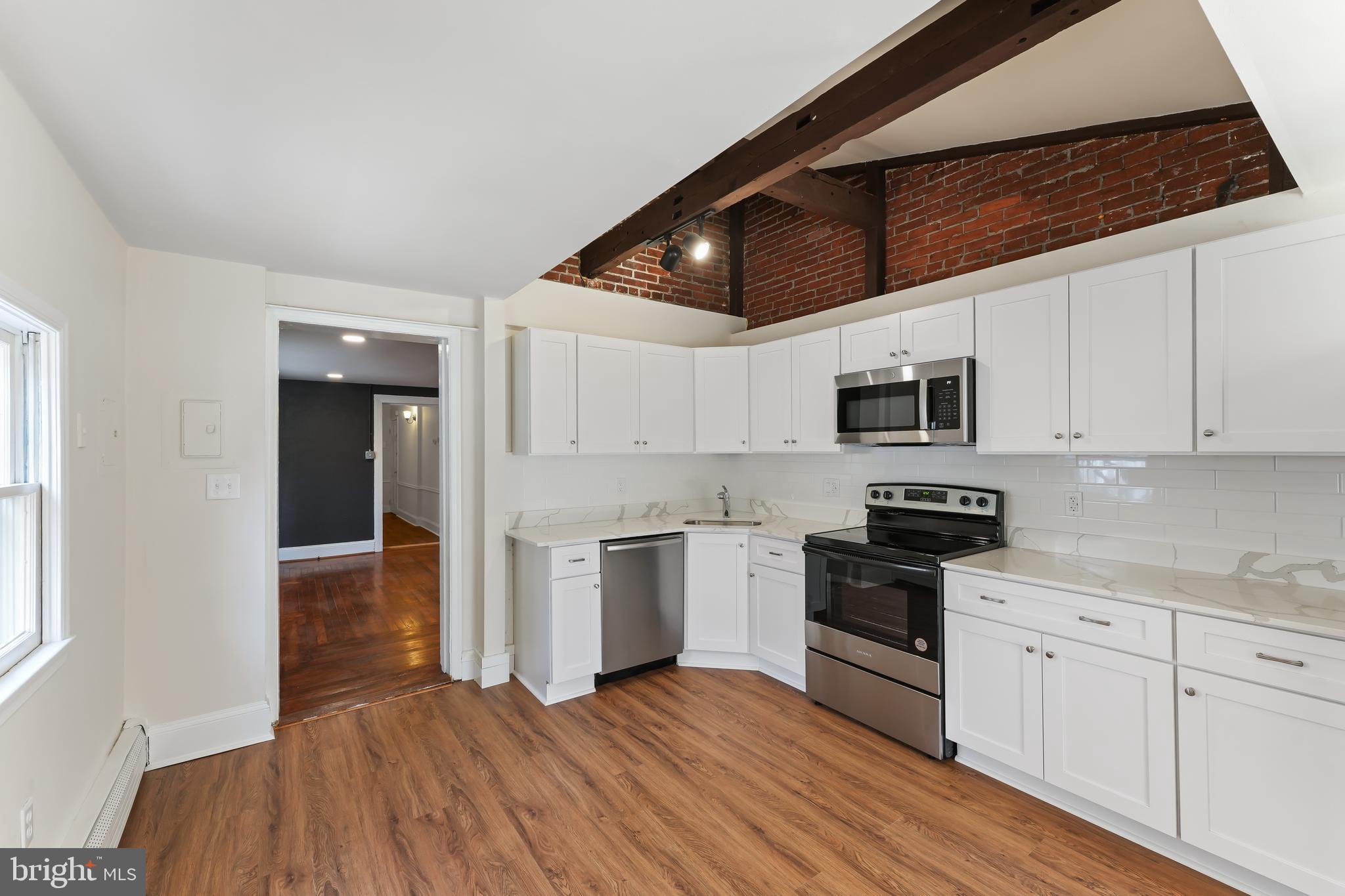 230 S WALNUT STREET 1