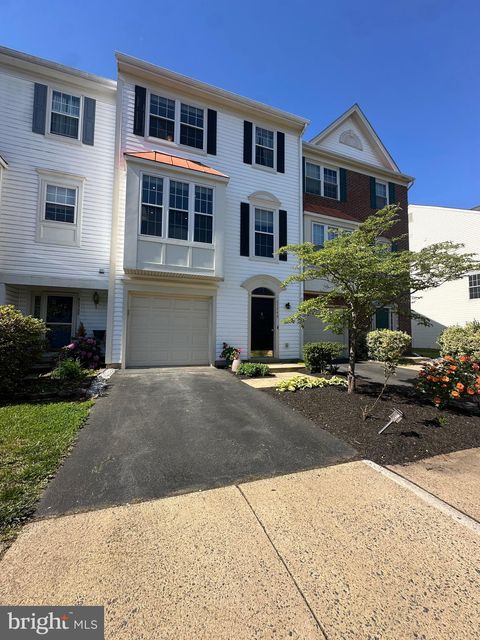 Photo of 21740 Kings Crossing Terrace, ASHBURN, VA 20147 (MLS # VALO2124654)