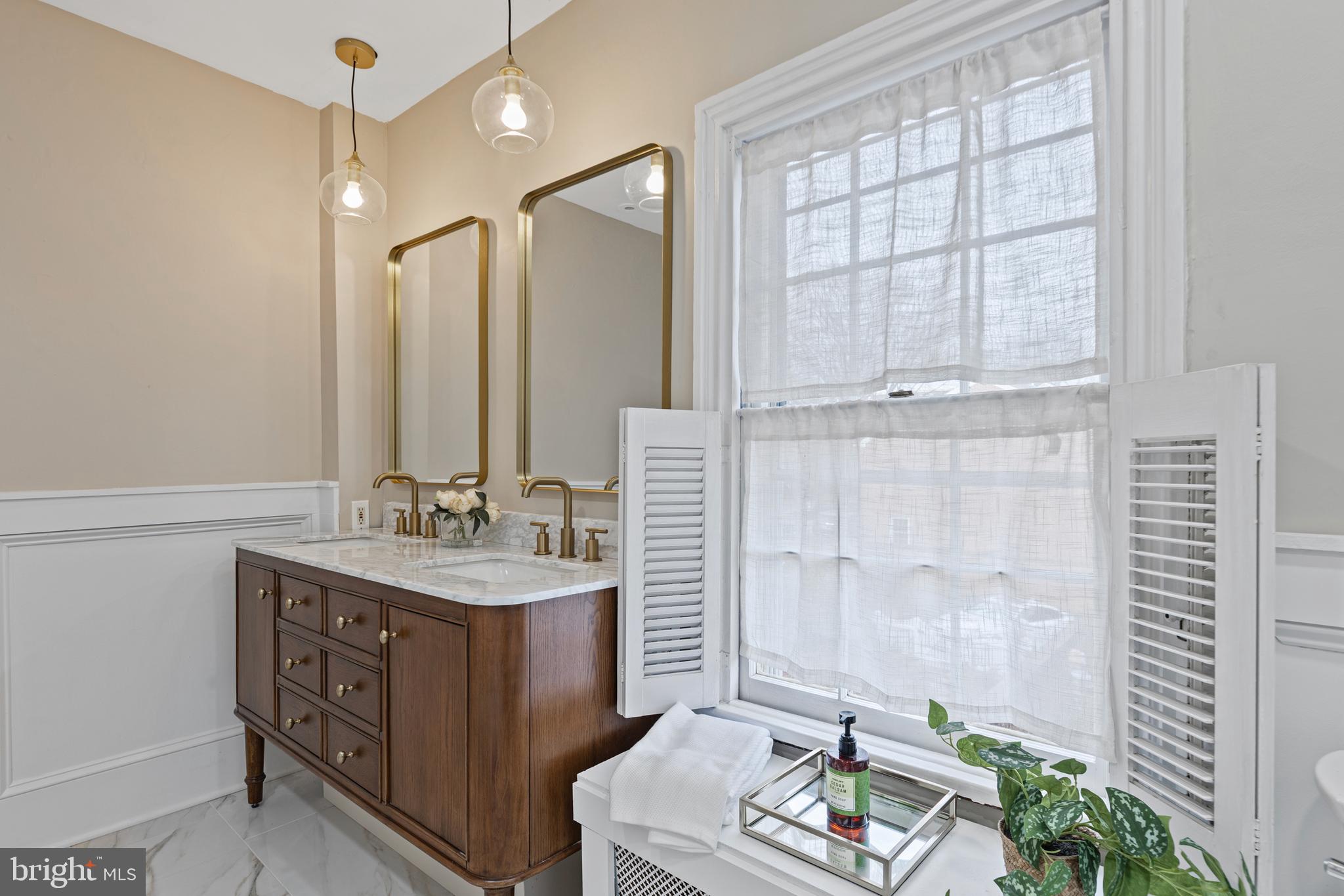 GOLDFARBS - Residential