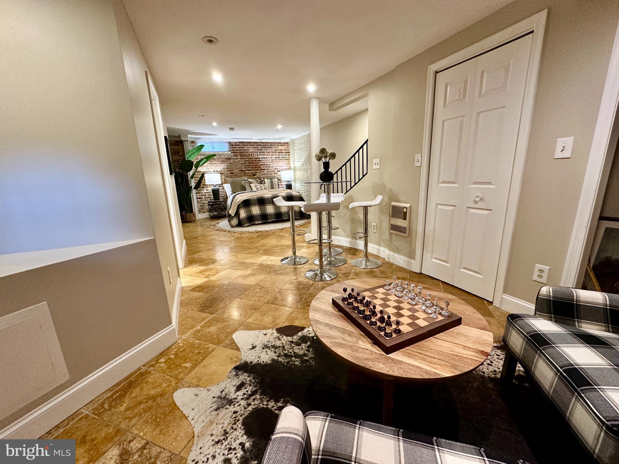 GOLDFARBS - Residential