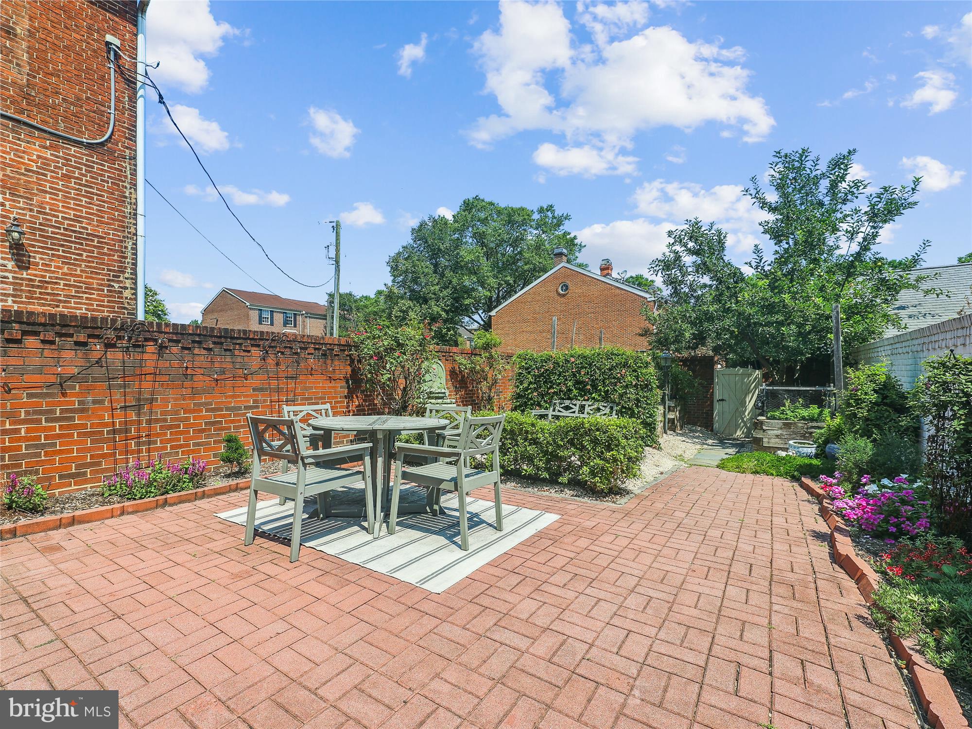 GOLDFARBS - Residential