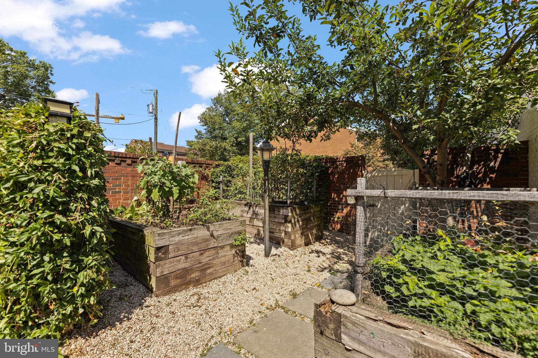 GOLDFARBS - Residential