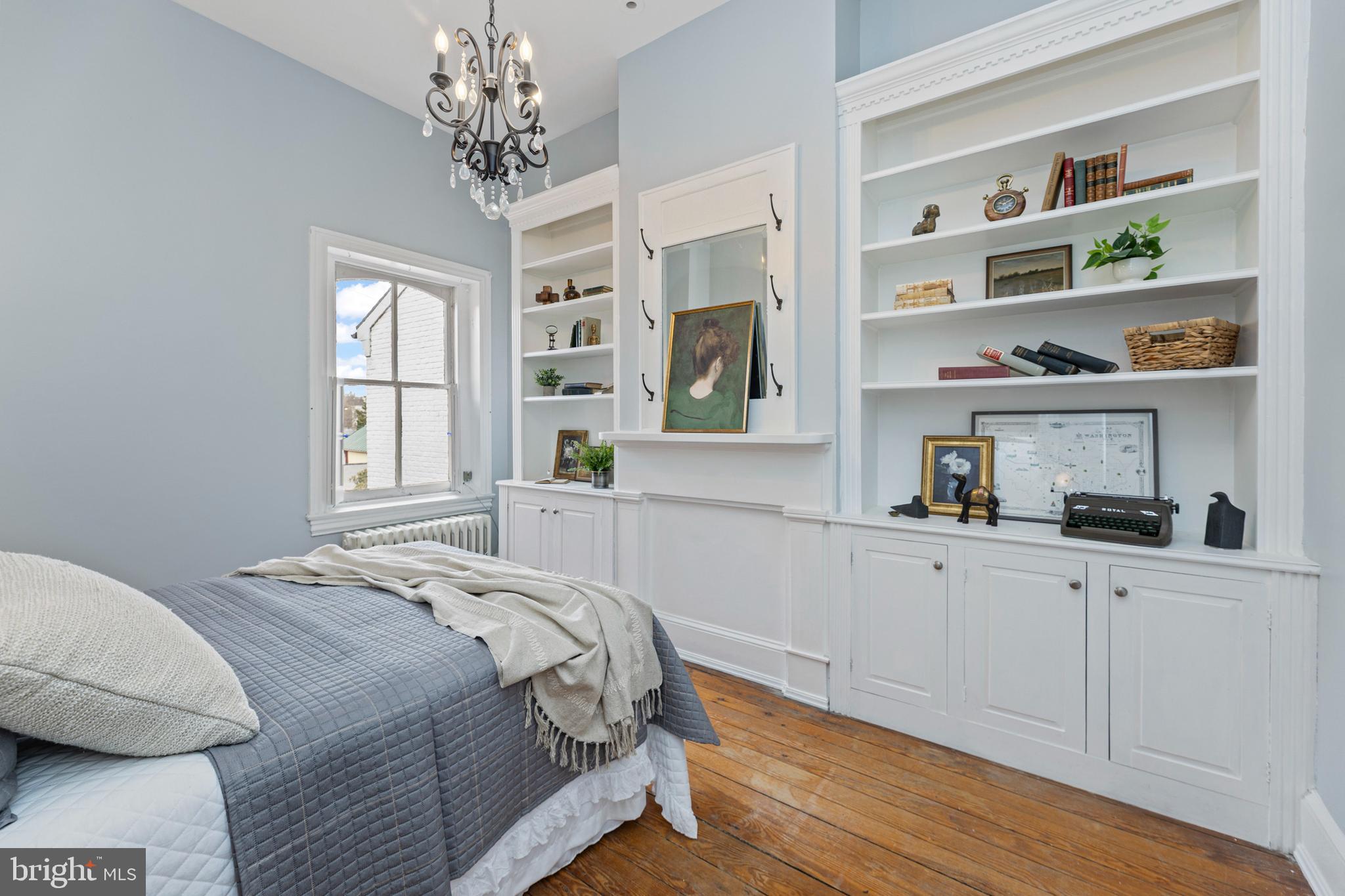 GOLDFARBS - Residential