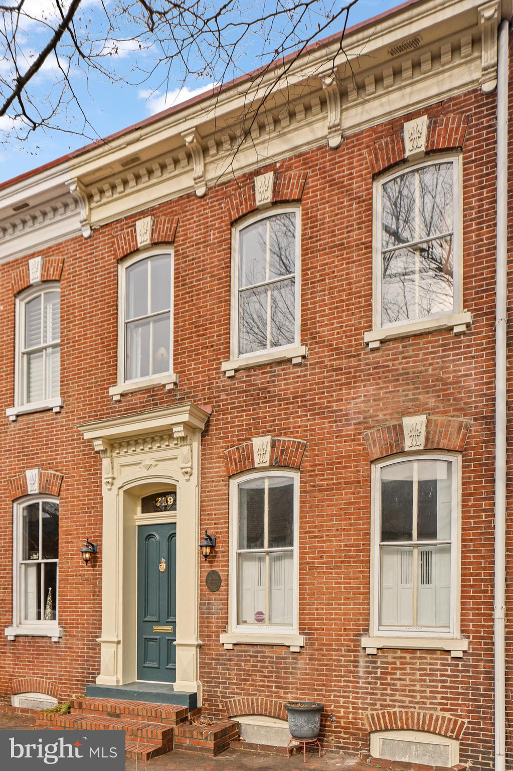 GOLDFARBS - Residential