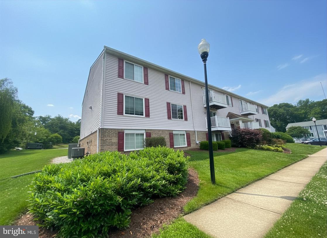 CHESTERFIELD GARDEN CONDOMINIUM - Residential