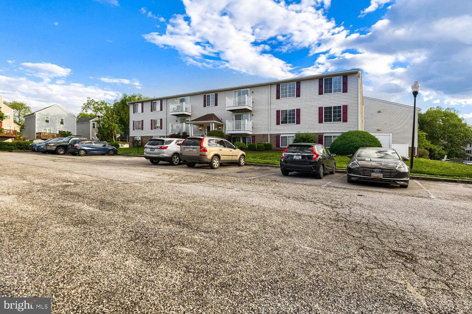 CHESTERFIELD GARDEN CONDOMINIUM - Residential