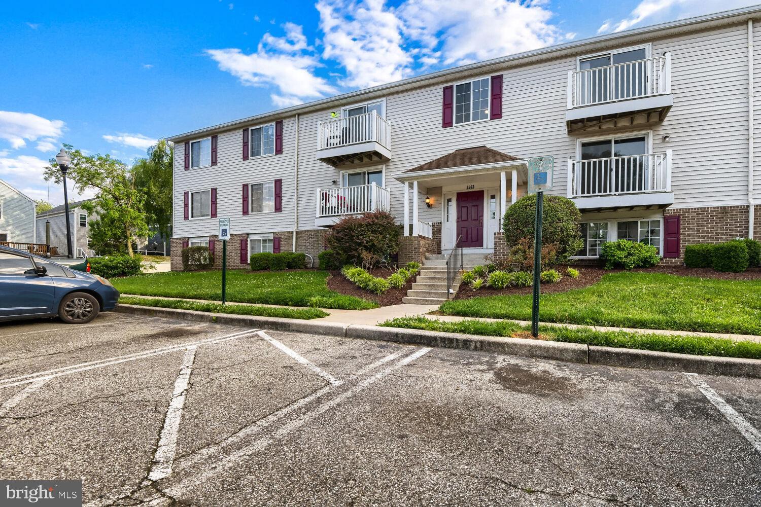 CHESTERFIELD GARDEN CONDOMINIUM - Residential