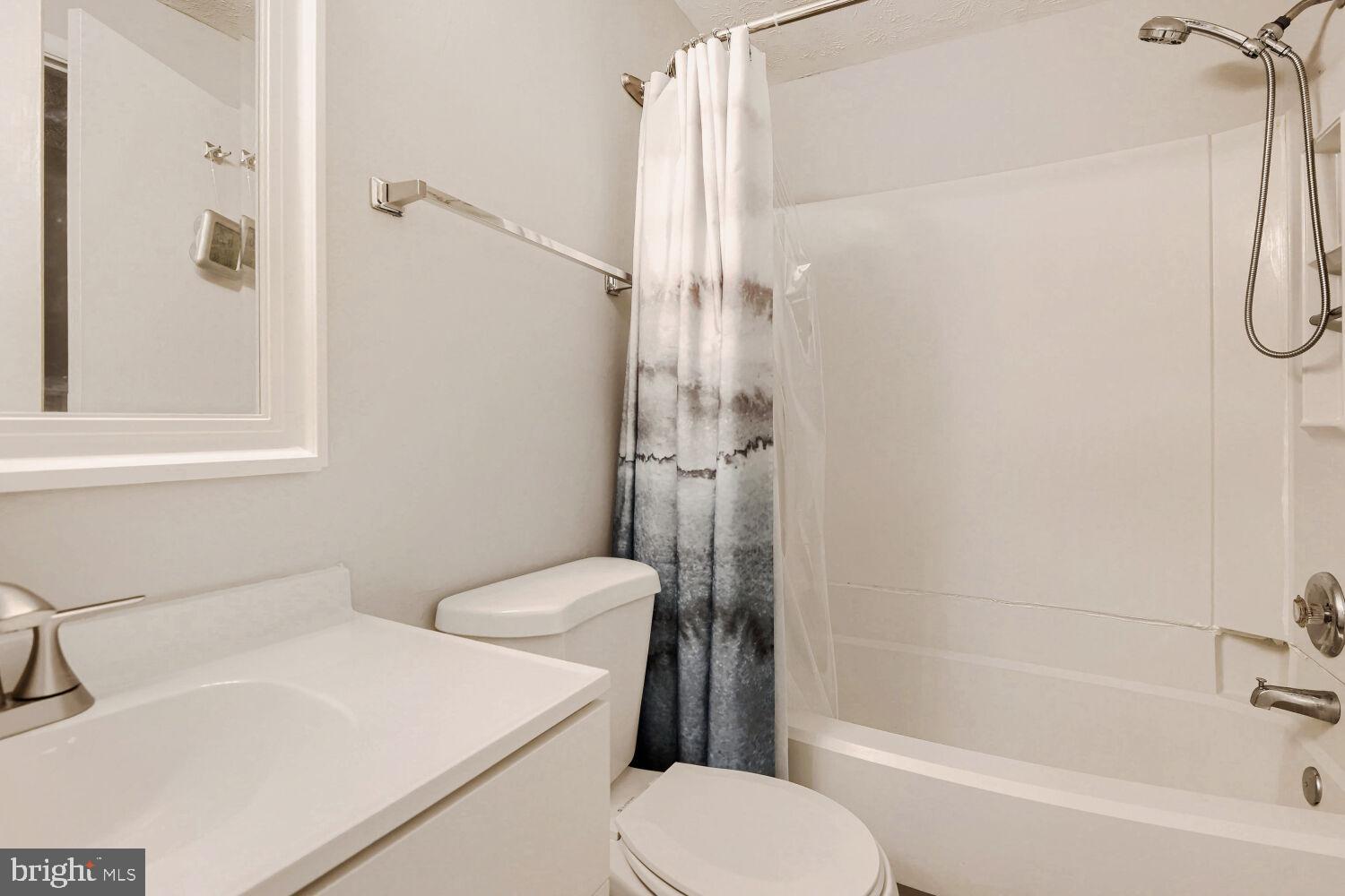 CHESTERFIELD GARDEN CONDOMINIUM - Residential