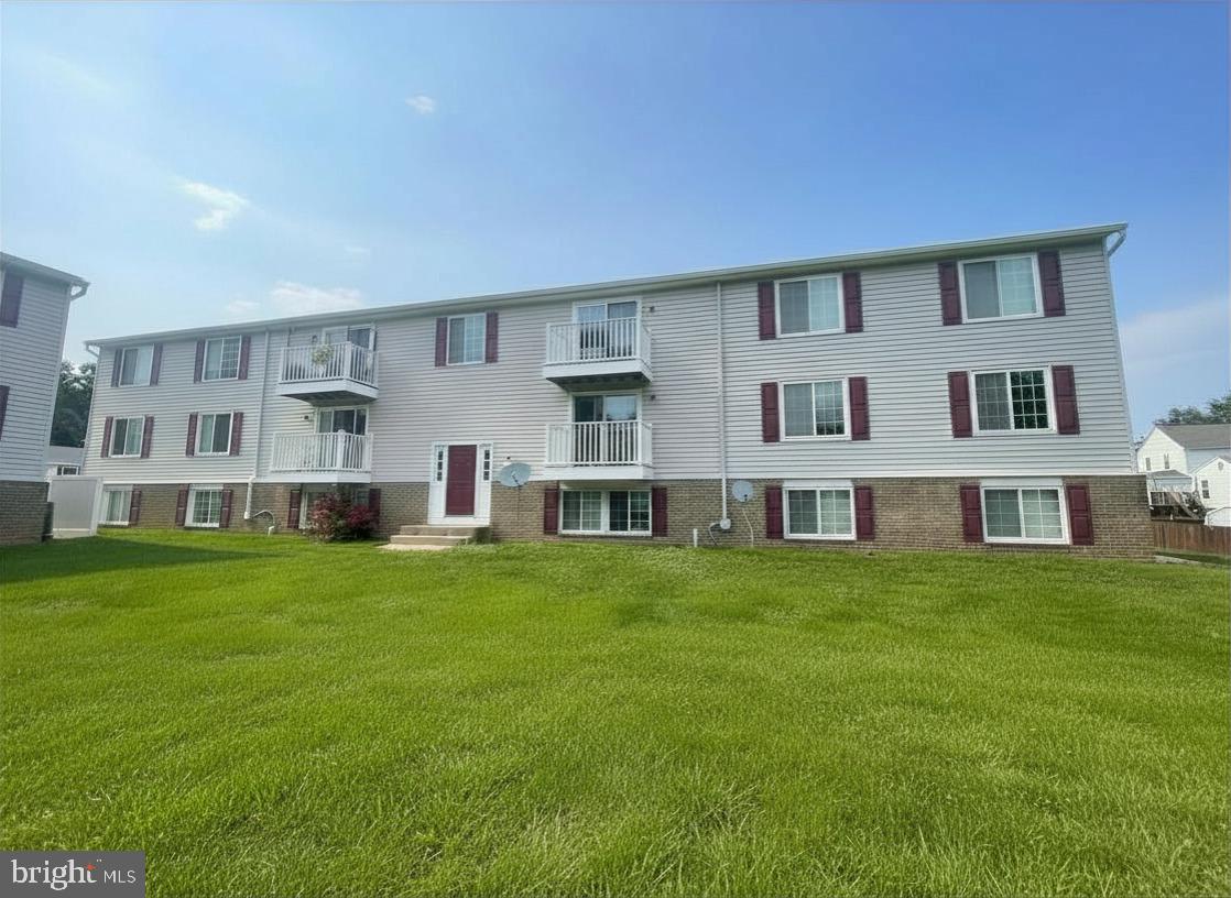 CHESTERFIELD GARDEN CONDOMINIUM - Residential