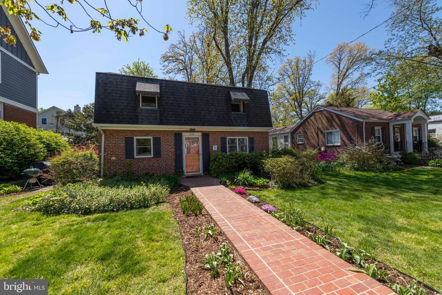 Charming  2 bedroom 1 bath 2- story 1941 bungalow is ideally located in a beautiful Arlington neighborhood. The bedrooms and bath are located upstairs.  Entertaining space with a fenced yard. Pets welcome. Washer and dryer included.