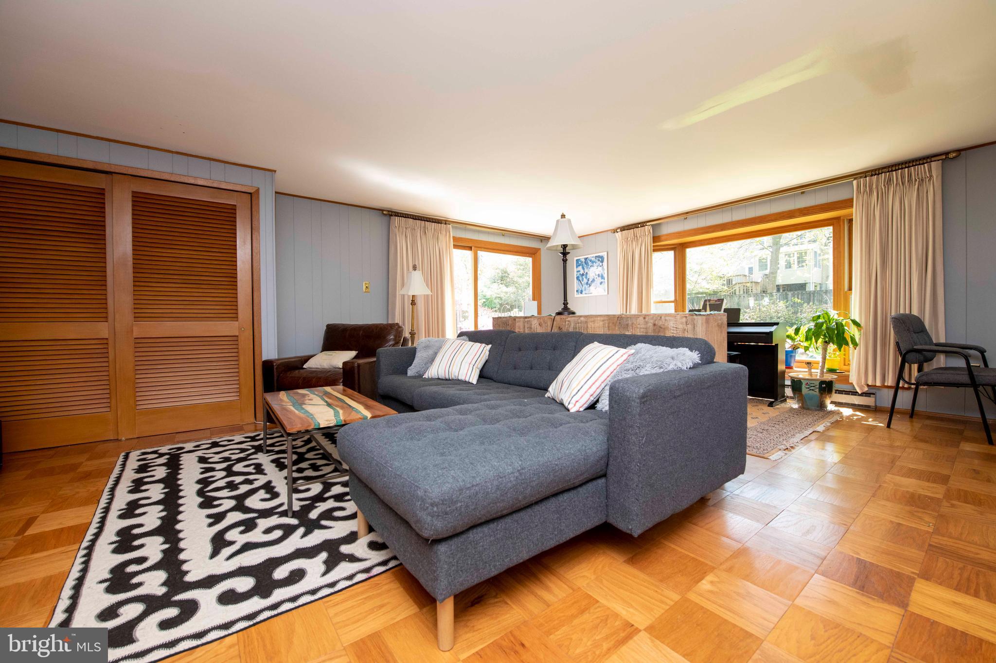 TARA - LEEWAY HEIGHTS - Residential Lease