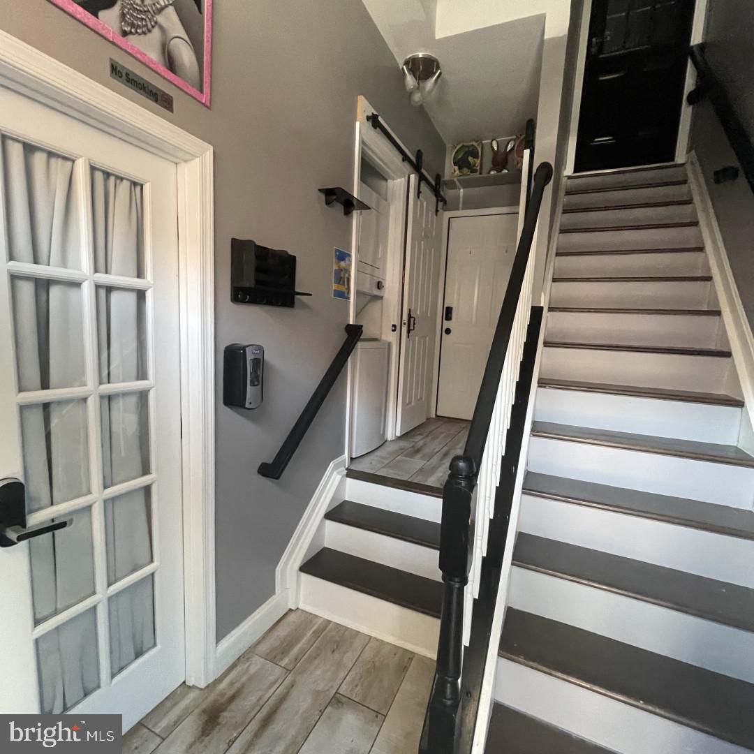 2712 HARRIS LANE