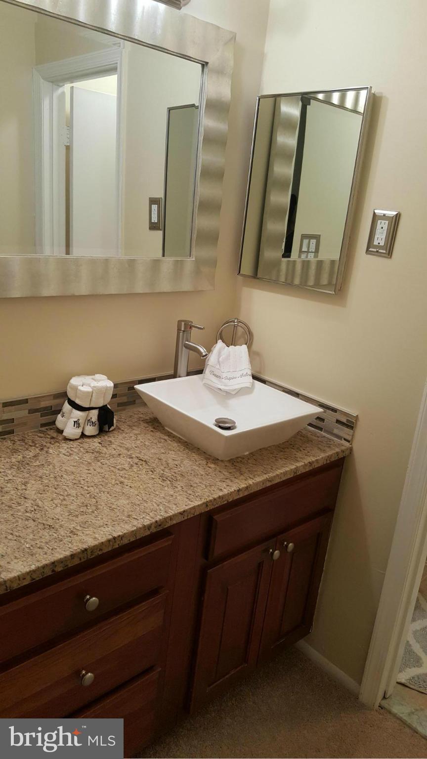 SNOWDEN OAKS - Residential