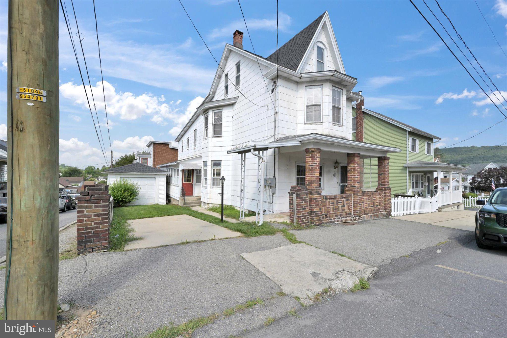 224 3RD STREET