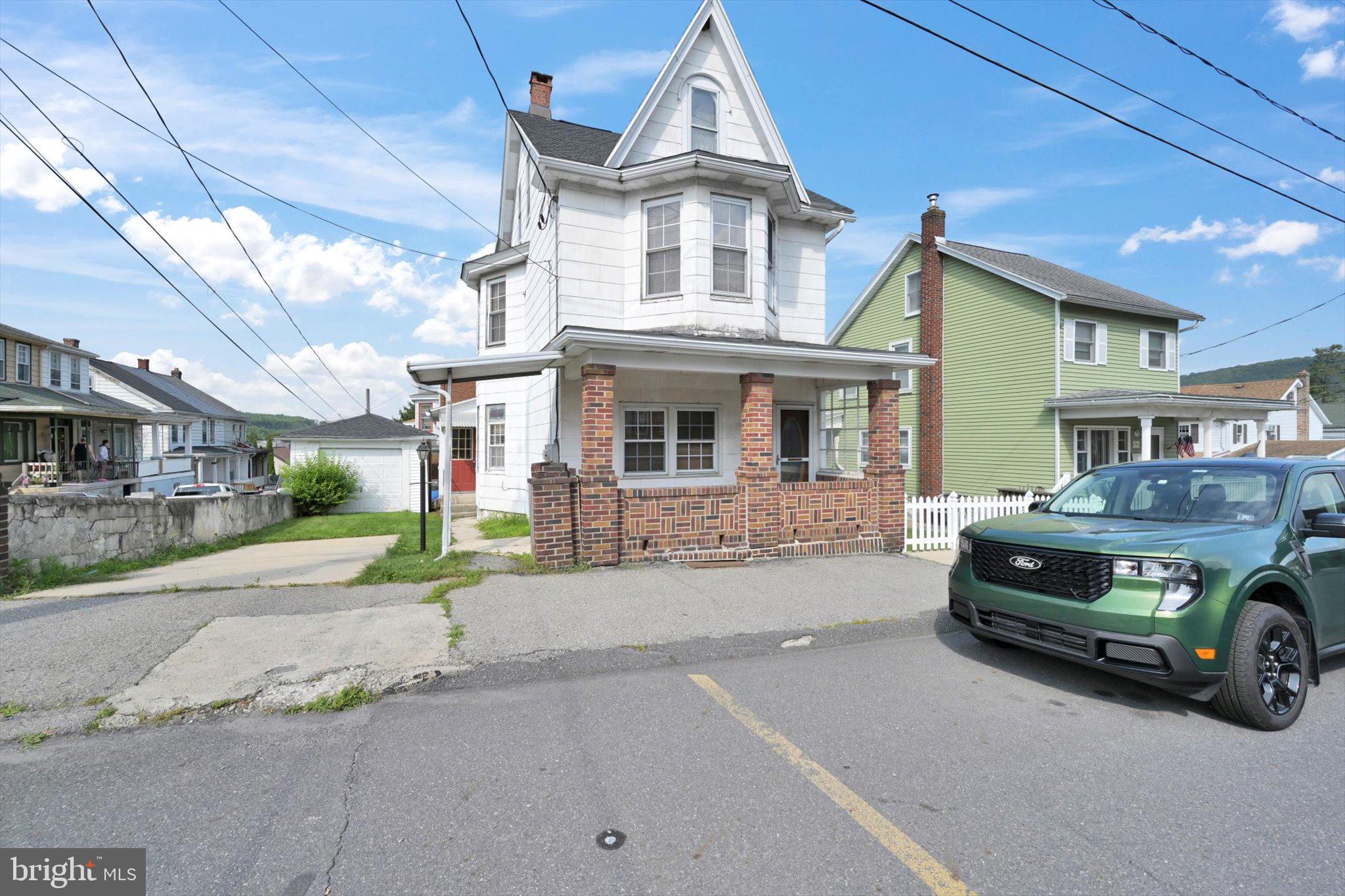 224 3RD STREET