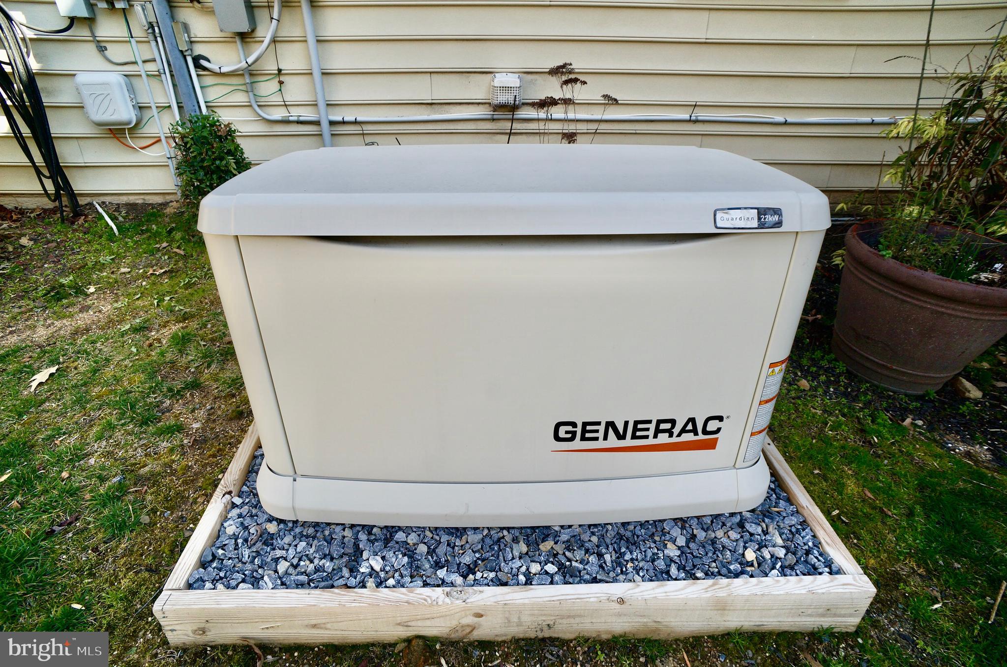 BARRINGTON WOODS - Residential