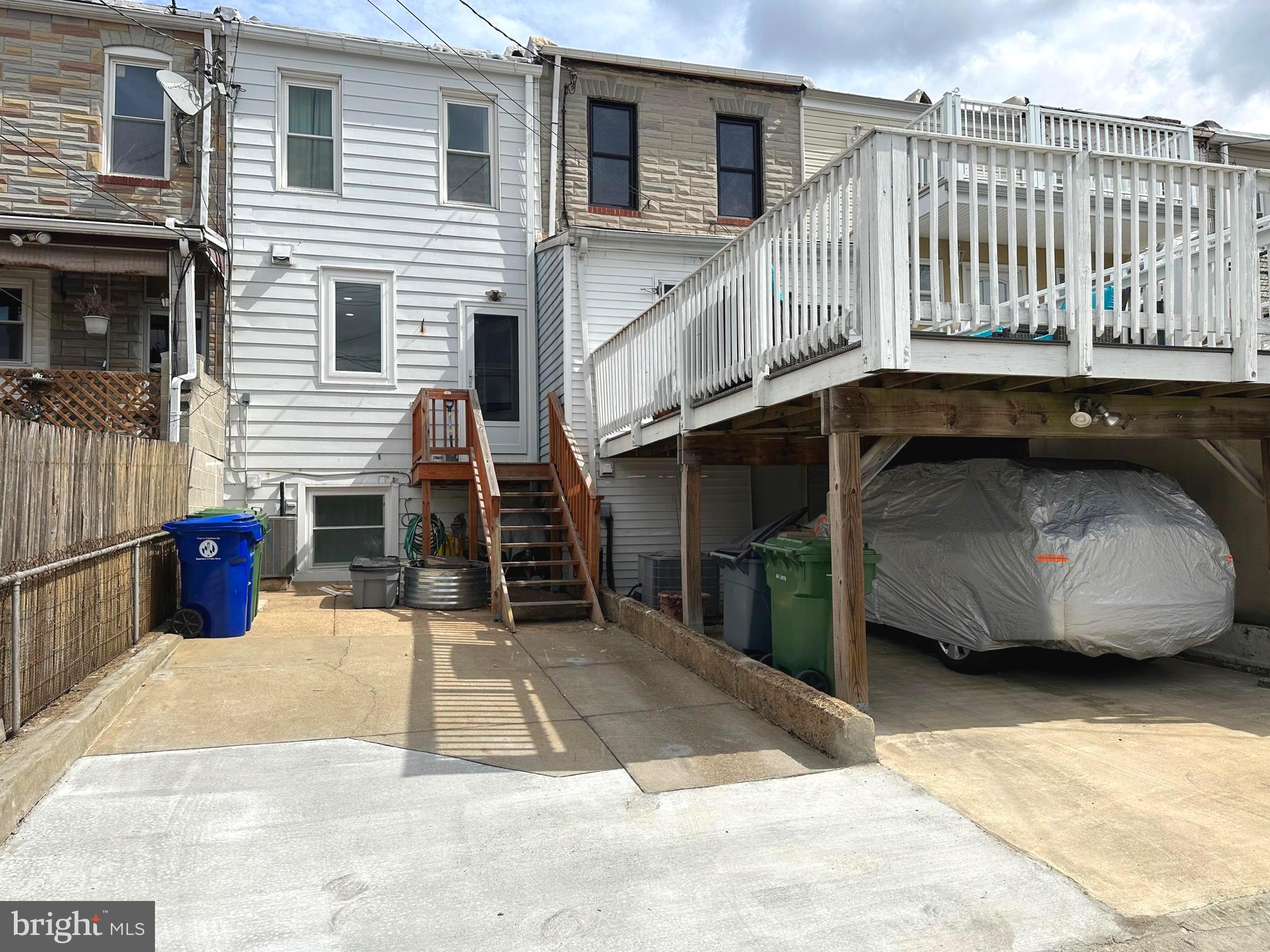 HIGHLANDTOWN - Residential