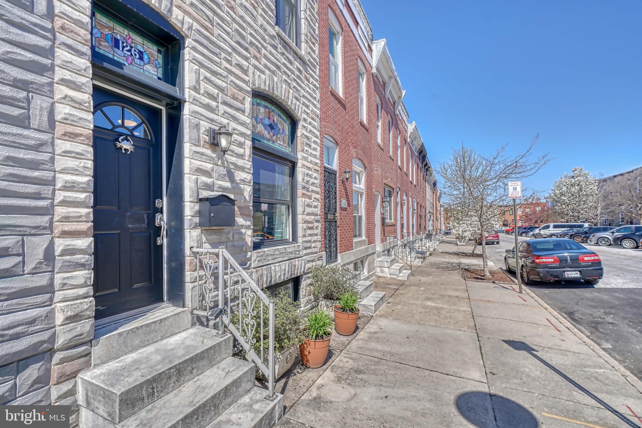 HIGHLANDTOWN - Residential