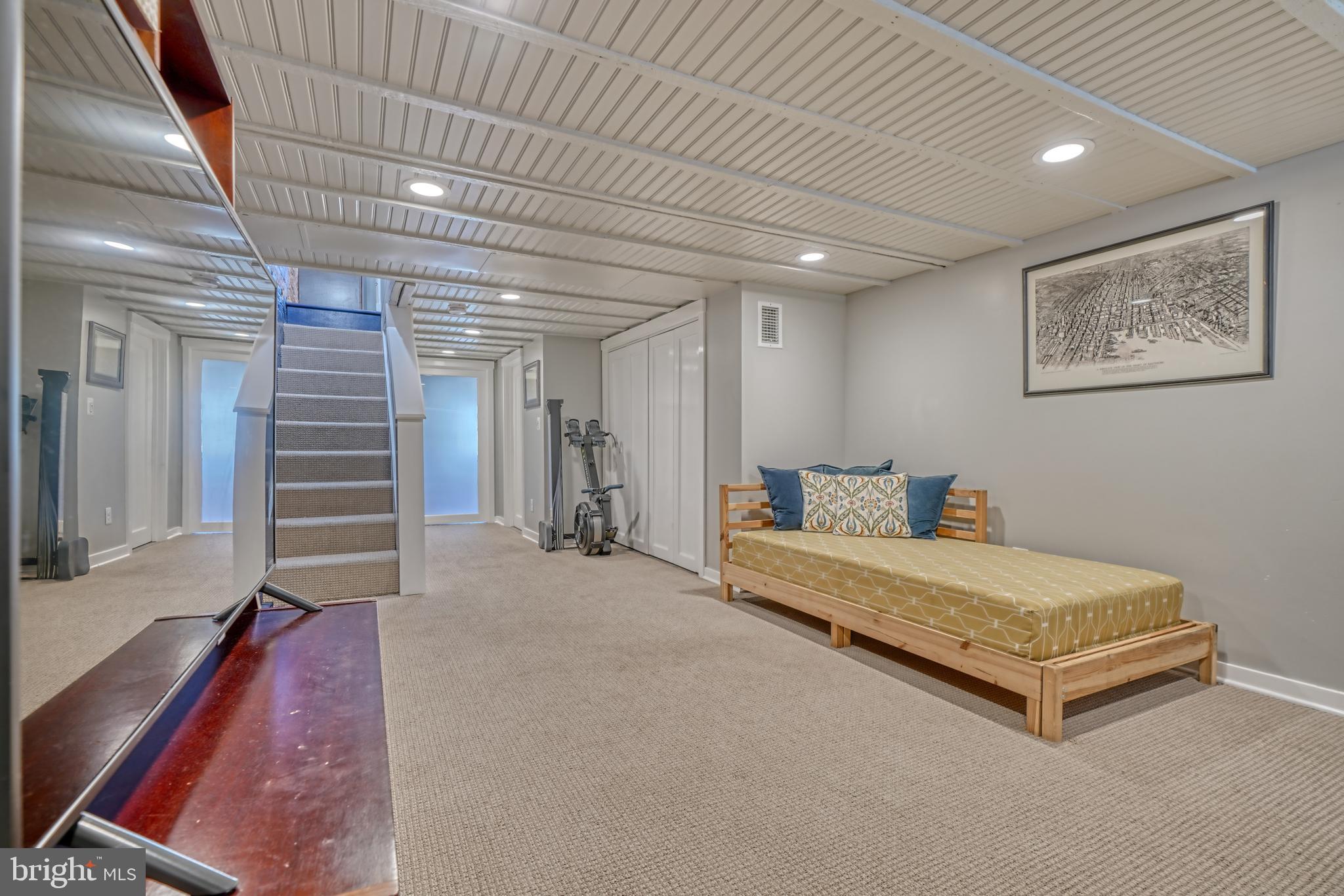 HIGHLANDTOWN - Residential