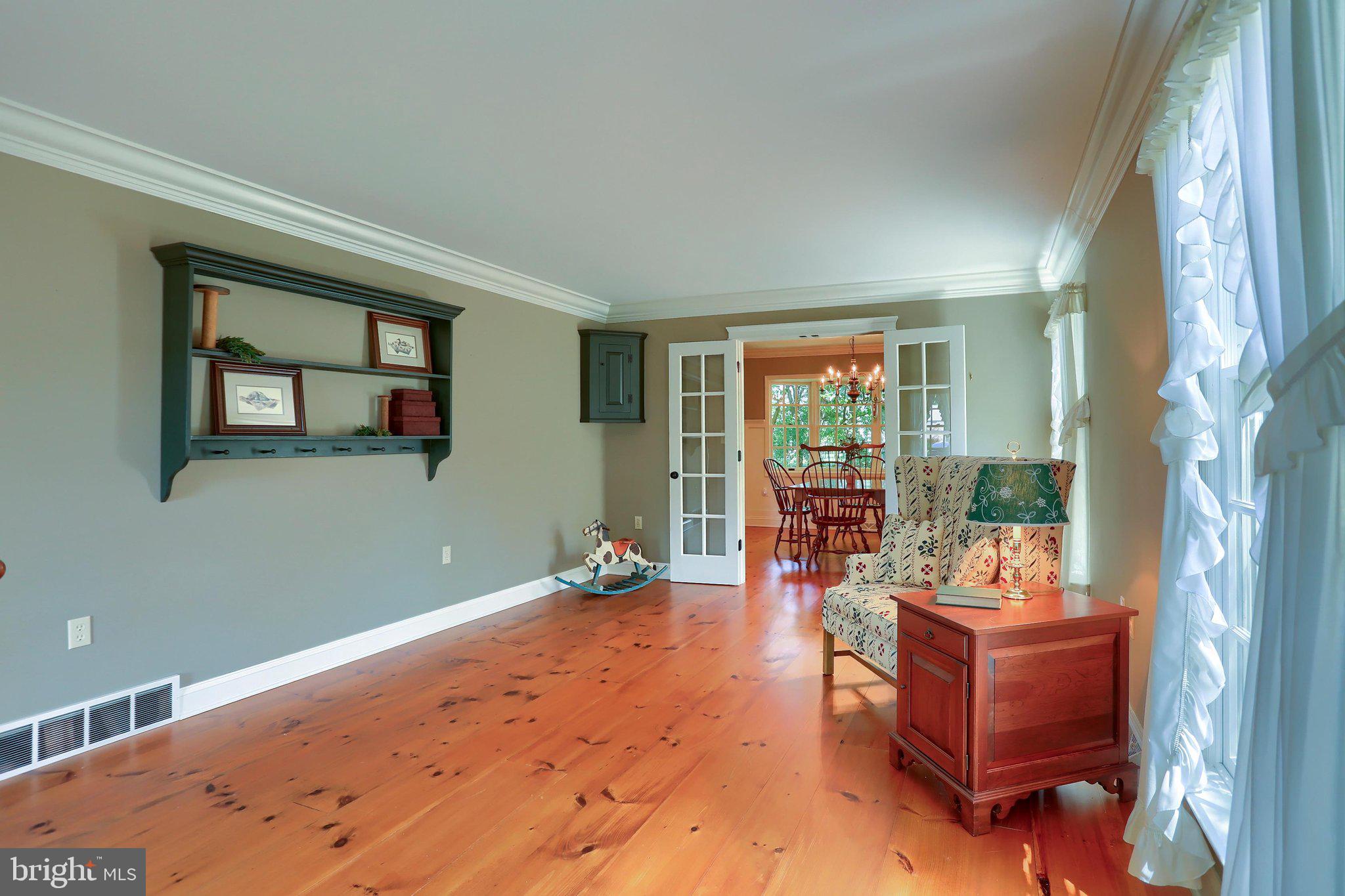 6105 WESTOVER DRIVE