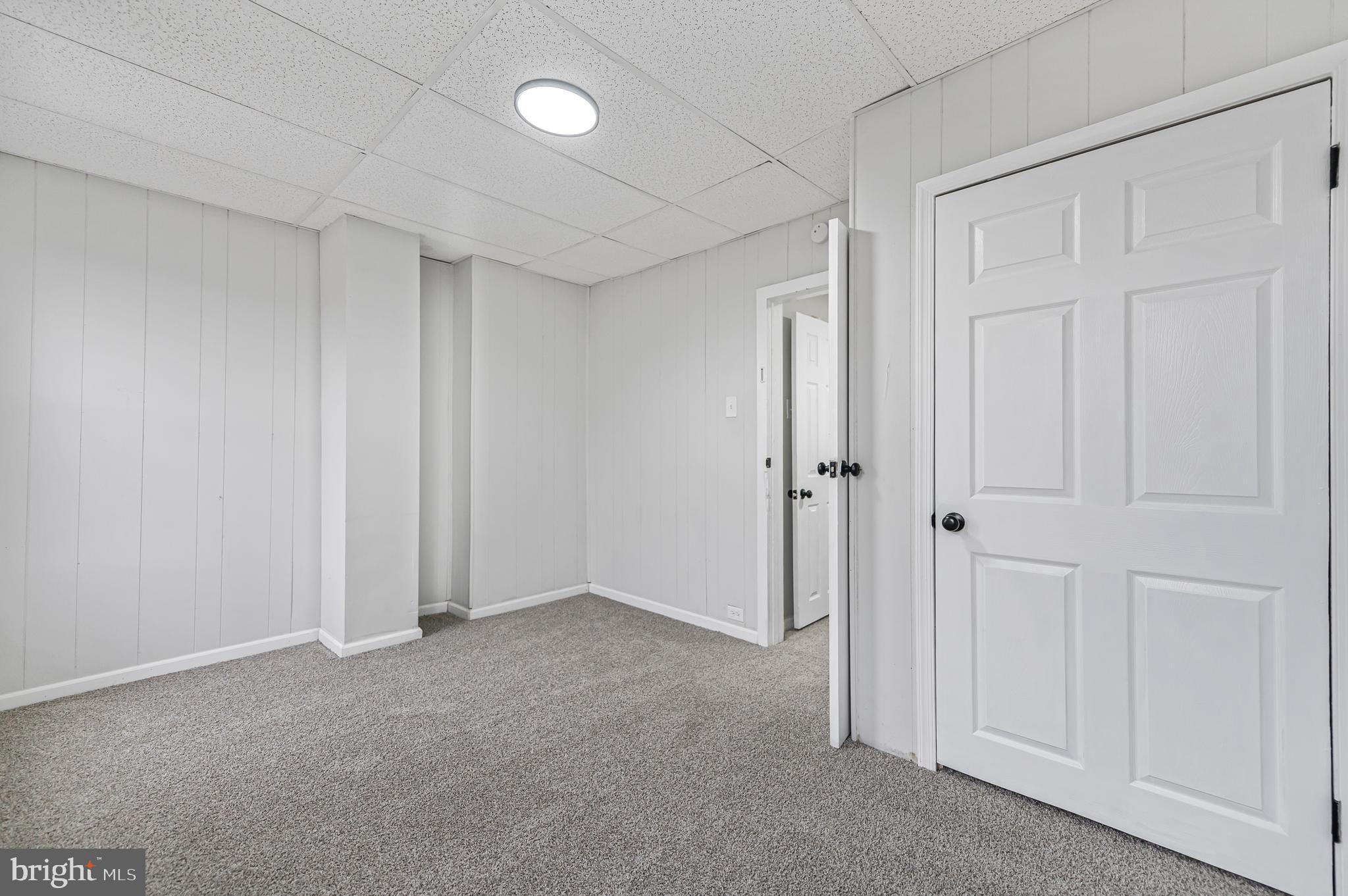ELMWOOD PARK - Residential