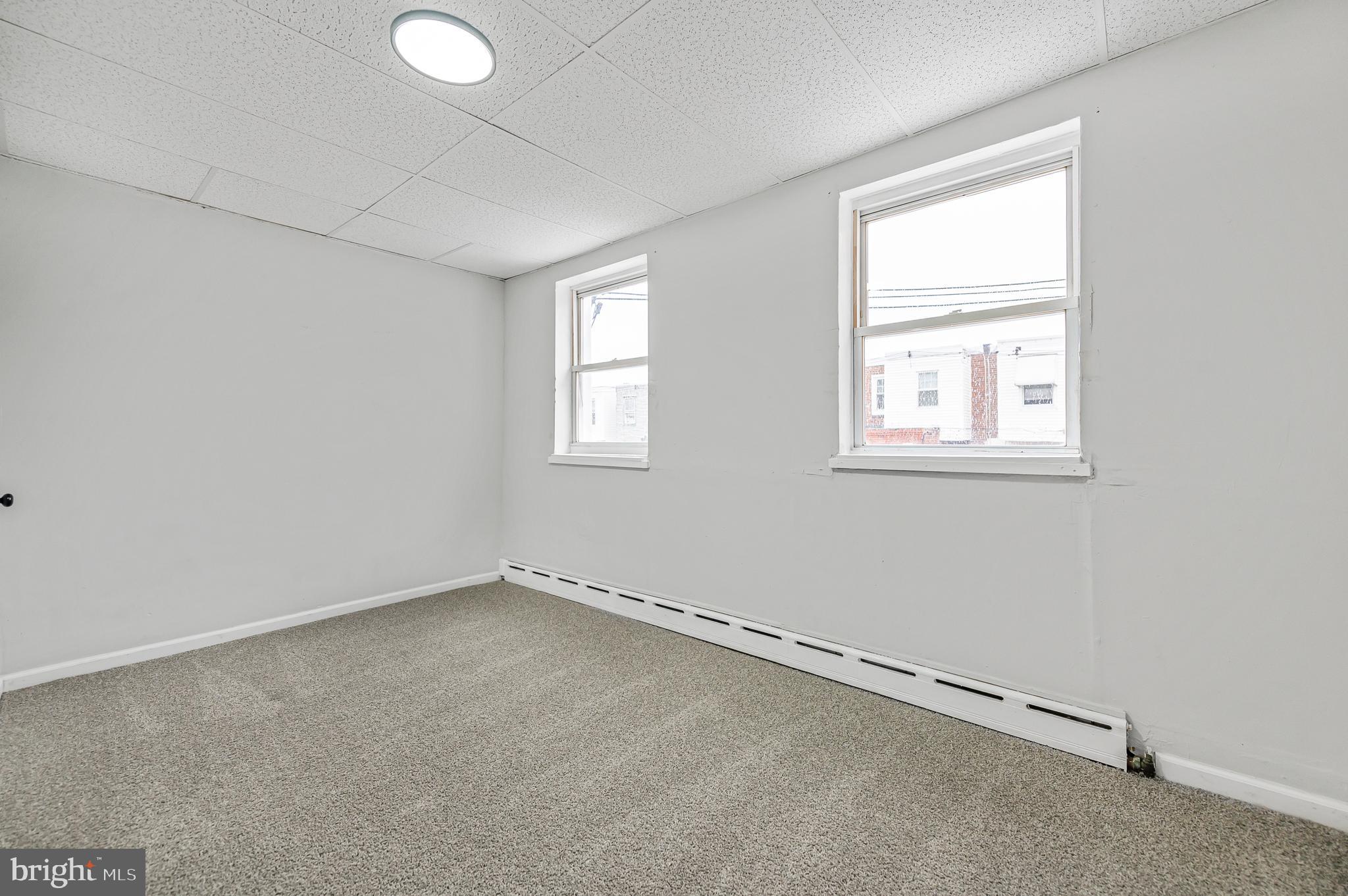 ELMWOOD PARK - Residential