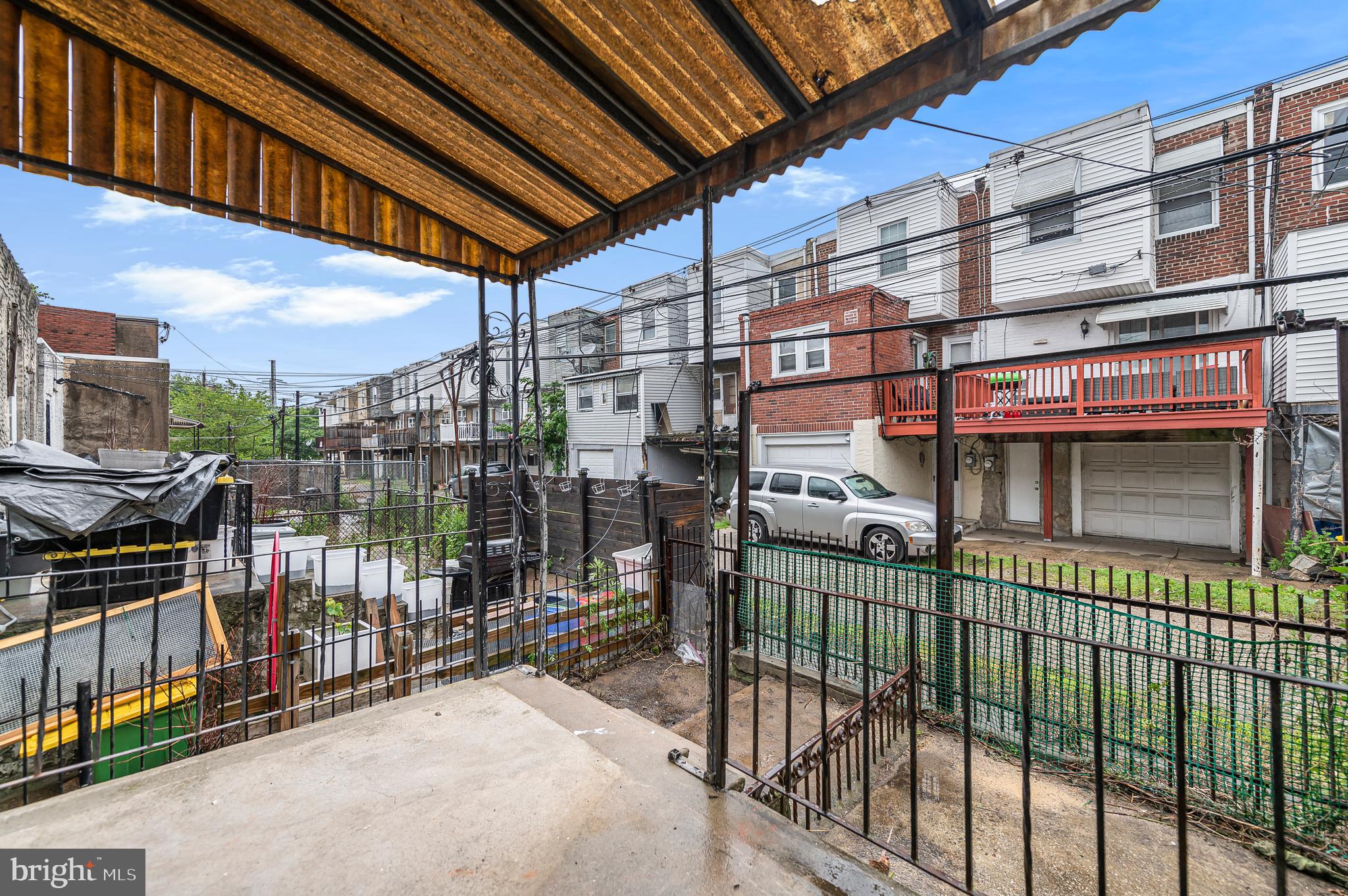ELMWOOD PARK - Residential
