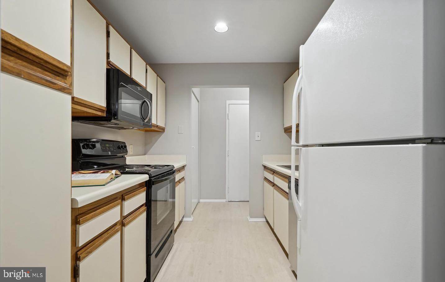 SUMMER RIDGE CODM - Residential Lease