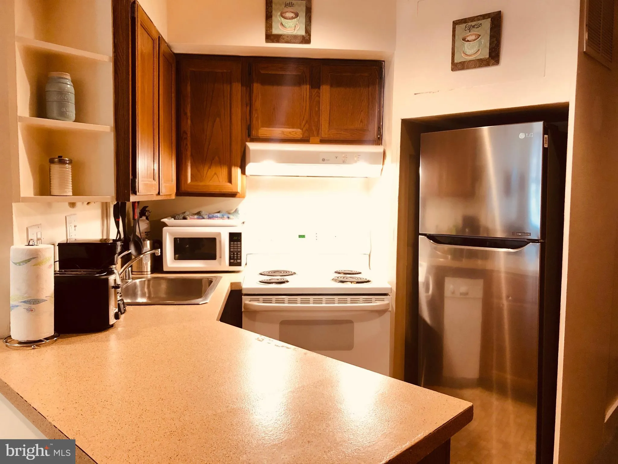 1737 17th Street NW Unit MIDDLE, Washington, DC 20009