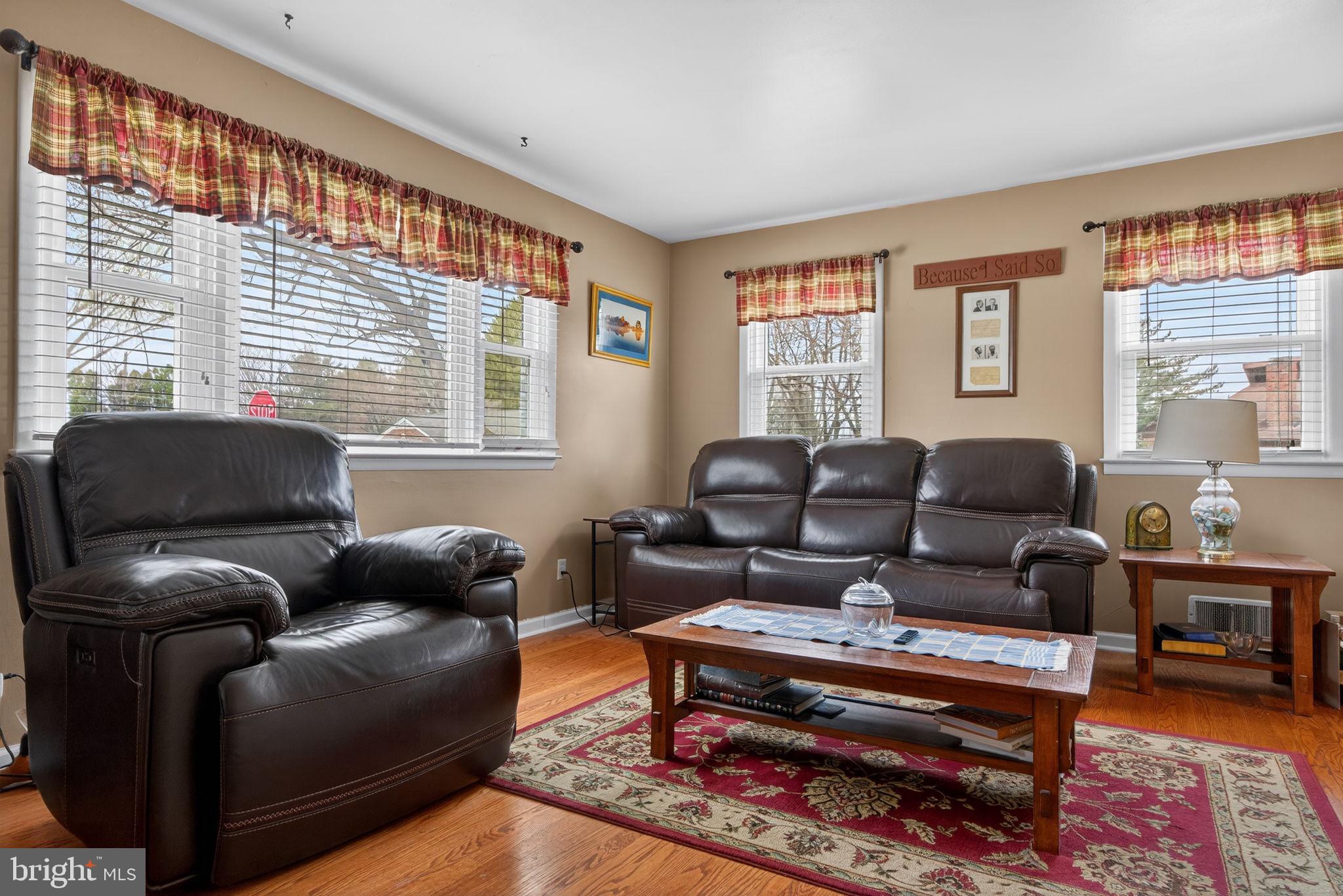 KELCHNER TERRACE - Residential