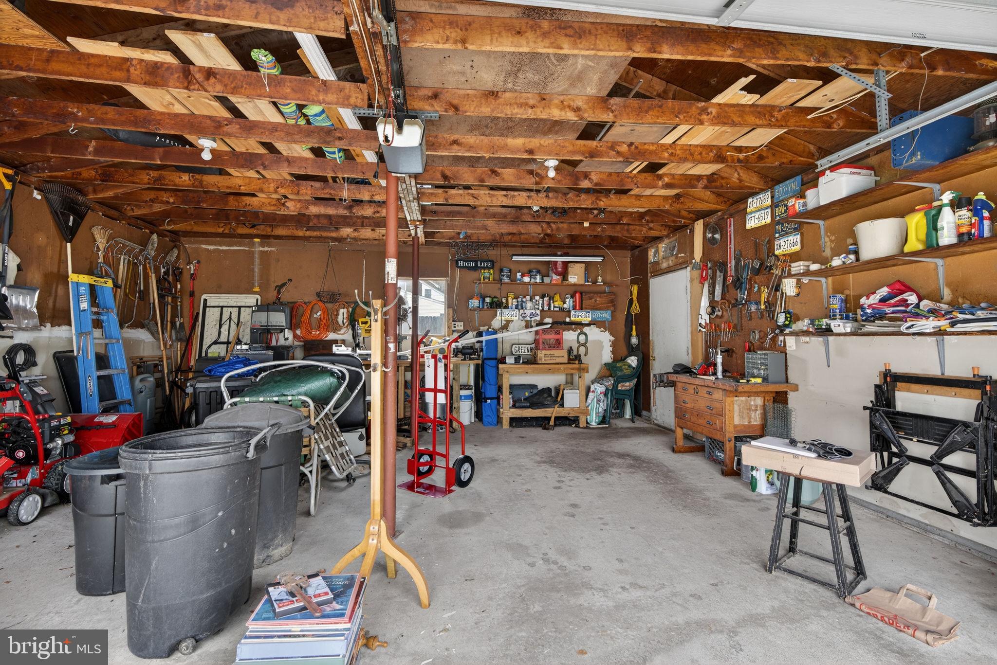 KELCHNER TERRACE - Residential