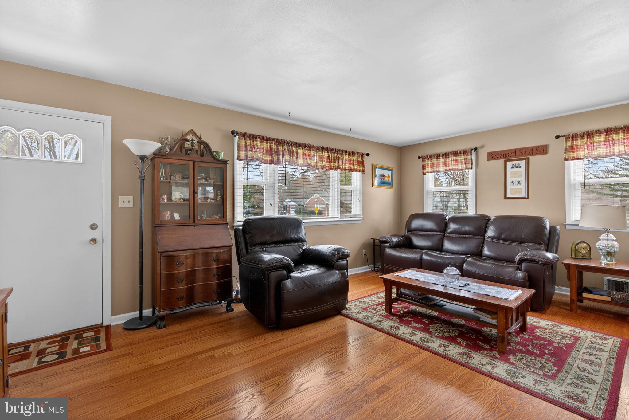 KELCHNER TERRACE - Residential