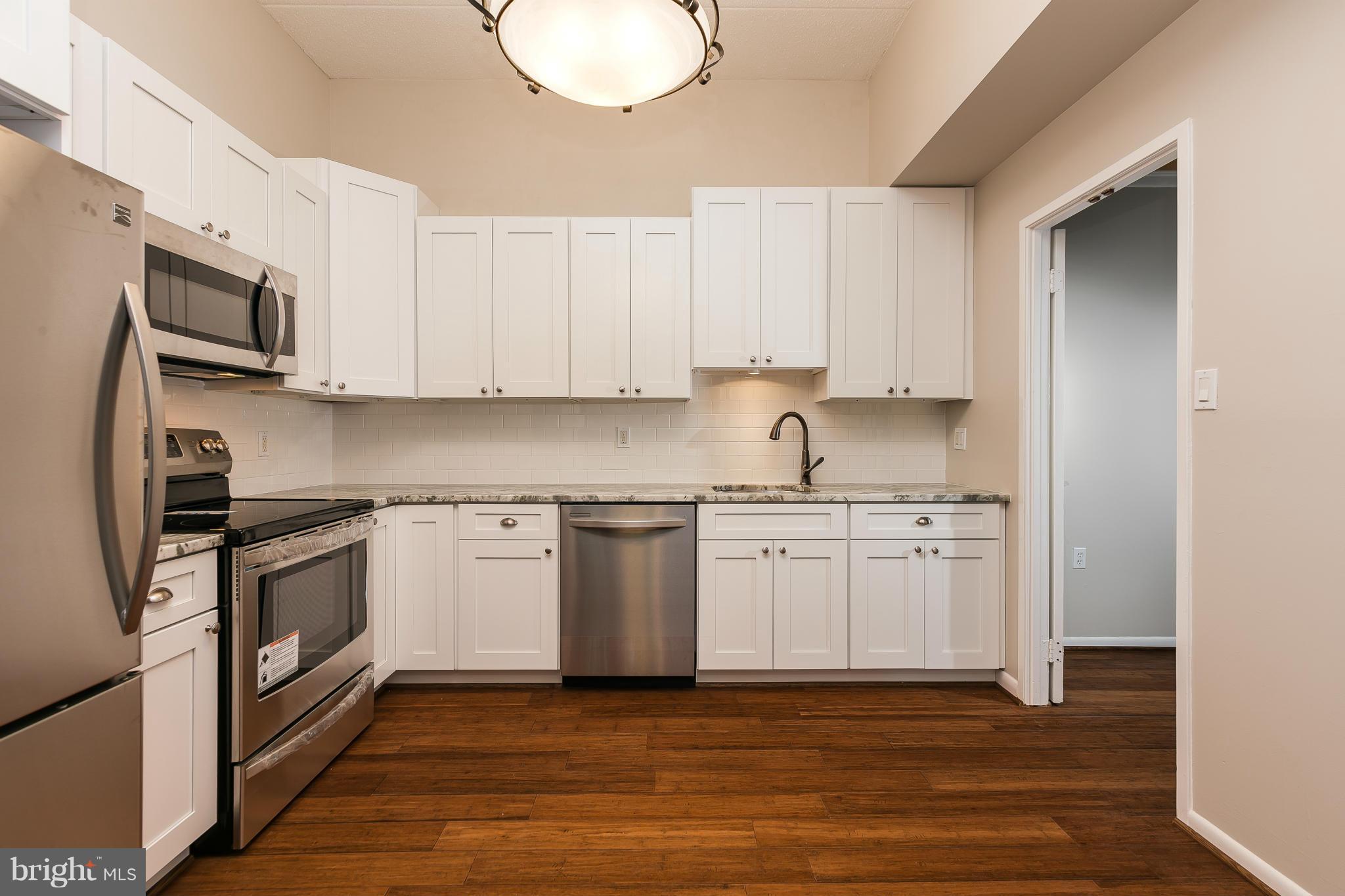 RESTON - Residential