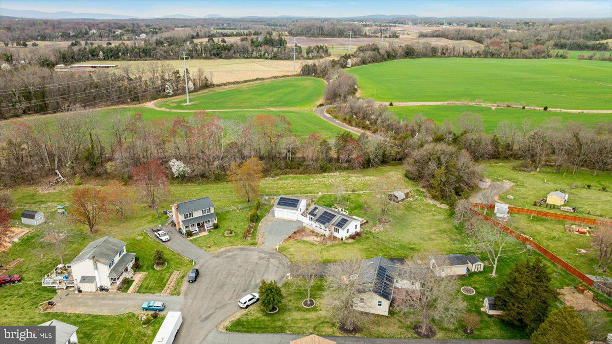 MEADOWBROOKE - Residential