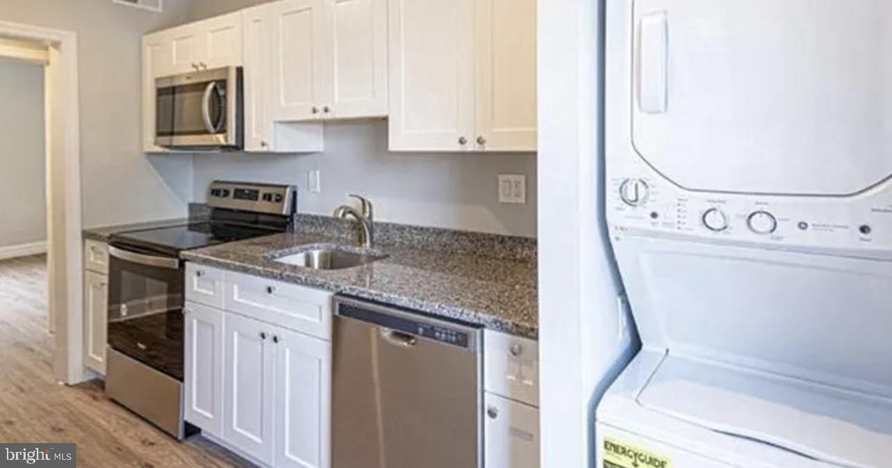 FAIRMOUNT - Residential Lease